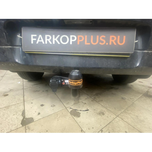 Фаркоп BERG (Фаркопы Урала) на Renault Sandero  2014- Арт. U47011