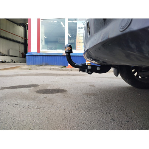 Фаркоп Трейлер на FORD C-Max 2003–2010  Арт. 6011