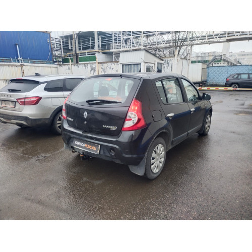 Фаркоп BERG на Renault Sandero 2009-2014 Арт. F.4714.001