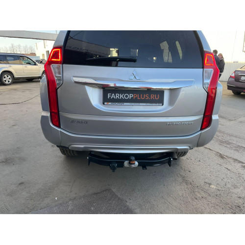 Фаркоп BERG на Mitsubishi Pajero Sport 2016-2021 Арт. F.4015.002
