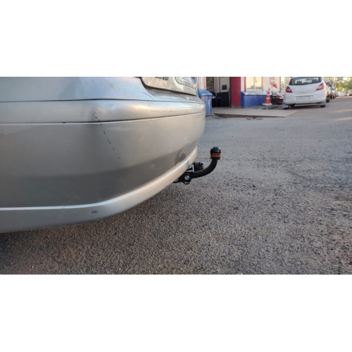 Фаркоп BOSAL (ORIS) на FIAT Albea 2002–2012  Арт. 2633-A (седан)