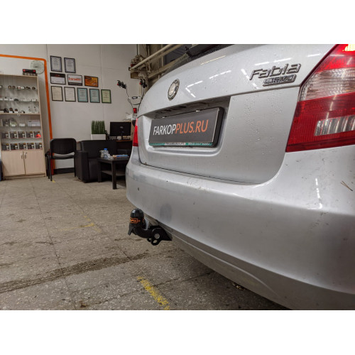 Фаркоп Трейлер для Skoda Fabia (универсал) 2010-2015 Арт. 9730