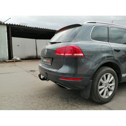 Фаркоп Лидер Плюс на VOLKSWAGEN Touareg 2010–2018  Арт. V124-A