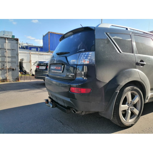 Фаркоп Лидер Плюс на MITSUBISHI Outlander 2007–2012  Арт. M105-F 