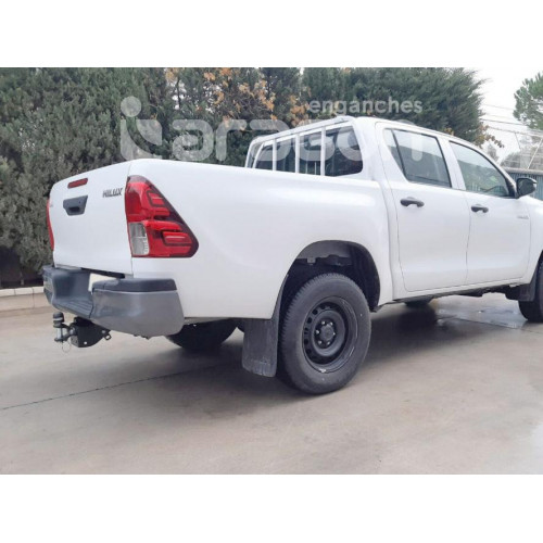 Фаркоп ARAGON на TOYOTA Hilux 2015–  Арт. E6402HG 