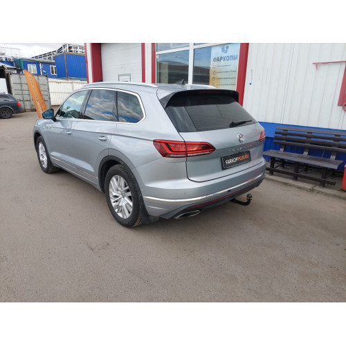 Фаркоп ARAGON на VOLKSWAGEN Touareg 2018-  Арт. E6710BV (быстросъемный)