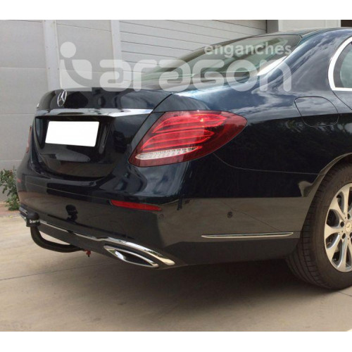 Фаркоп ARAGON на MERCEDES E-class 2016– Арт. E4116CV (W213) (седан) (быстросъемный)