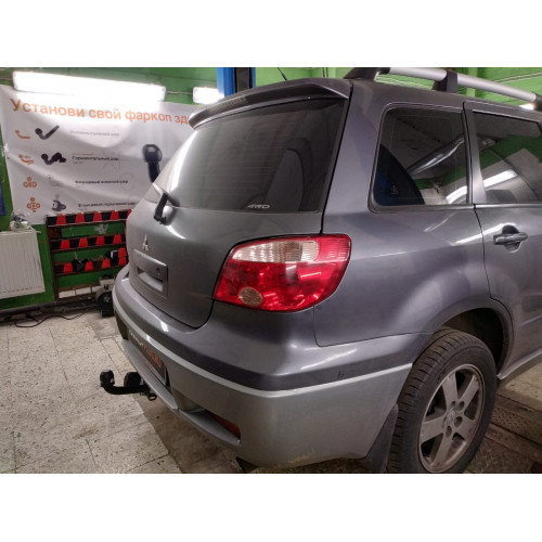 Фаркоп Лидер Плюс на MITSUBISHI Outlander 2003–2007  Арт. M106-A 