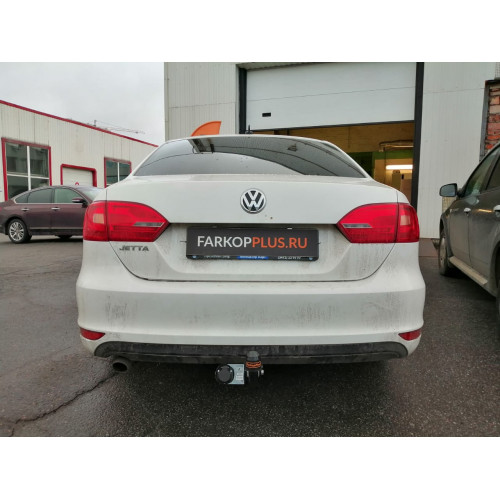 Фаркоп Лидер Плюс на VOLKSWAGEN Jetta 2015-  Арт. V123-A 
