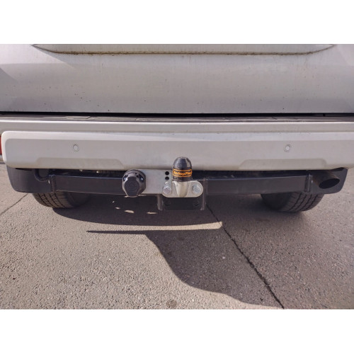 Фаркоп Лидер Плюс на TOYOTA Land Cruiser 150 2009-  Арт. T113-FС (шар черный сварной)