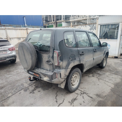 Фаркоп BERG на Chevrolet Niva 2002-2020 Арт. F.6016.003 (установка без сверления)