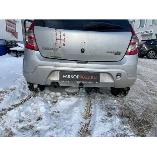 Фаркоп АвтоСтандарт на Renault Sandero 2008-2014 Арт. R103A