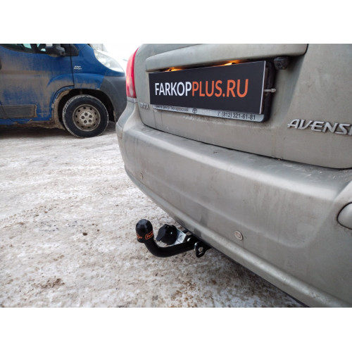 Фаркоп Лидер Плюс на TOYOTA Avensis 2003–2009  Арт. T102-A 