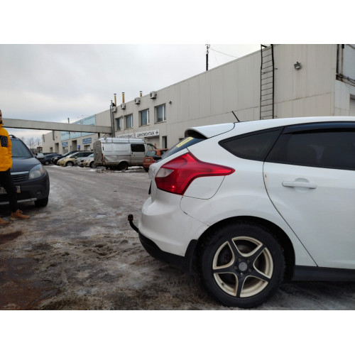 Фаркоп Avtos на FORD Focus III FF3 (хетчбек) Арт.FD 19
