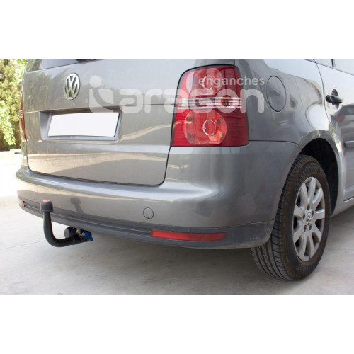 Фаркоп ARAGON на VOLKSWAGEN Touran 2003–2009 Арт. E6712AV