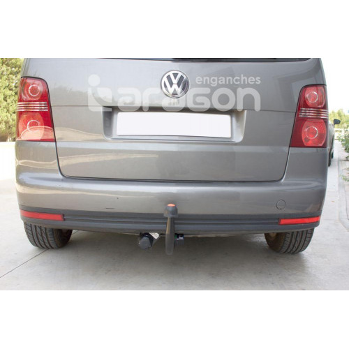 Фаркоп ARAGON на VOLKSWAGEN Touran 2010–2015 Арт. E6712AV
