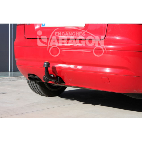 Фаркоп ARAGON на AUDI A3 2003–2012 Арт. E6700DA (3 двер./ 5 двер.)